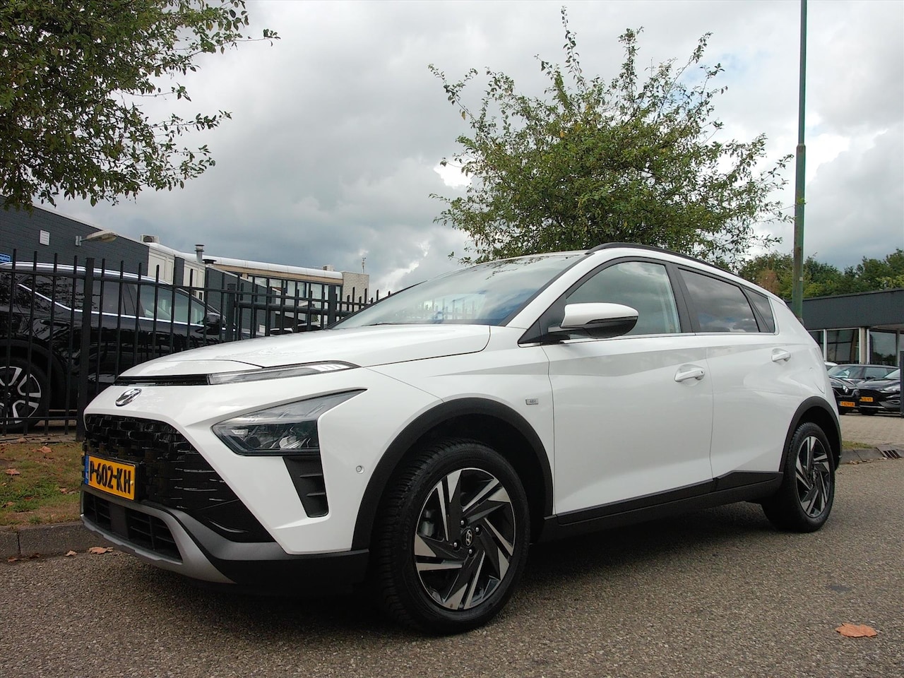 Hyundai Bayon - 1.0 T-GDI 48V 100PK Premium BOSE Multi Media Parkeer Camera - AutoWereld.nl