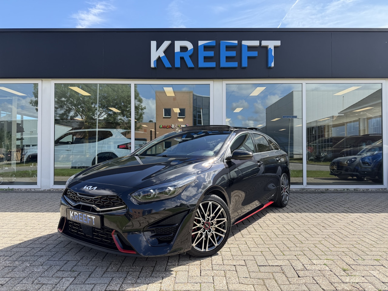 Kia Pro cee'd - 1.6 T-GDi GT JBL | Schuifdak | Winterpakket - AutoWereld.nl