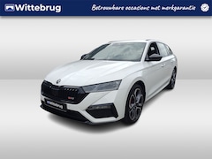 Skoda Octavia Combi - 1.4 TSI RS iV PHEV Business / LEDER / Elektr. wegklapbare Trekhaak / Panoramadak / 360"CAM