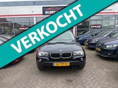 BMW X3 - 2.0i Business Line LEER-VOOR EN ACHTER PDC
