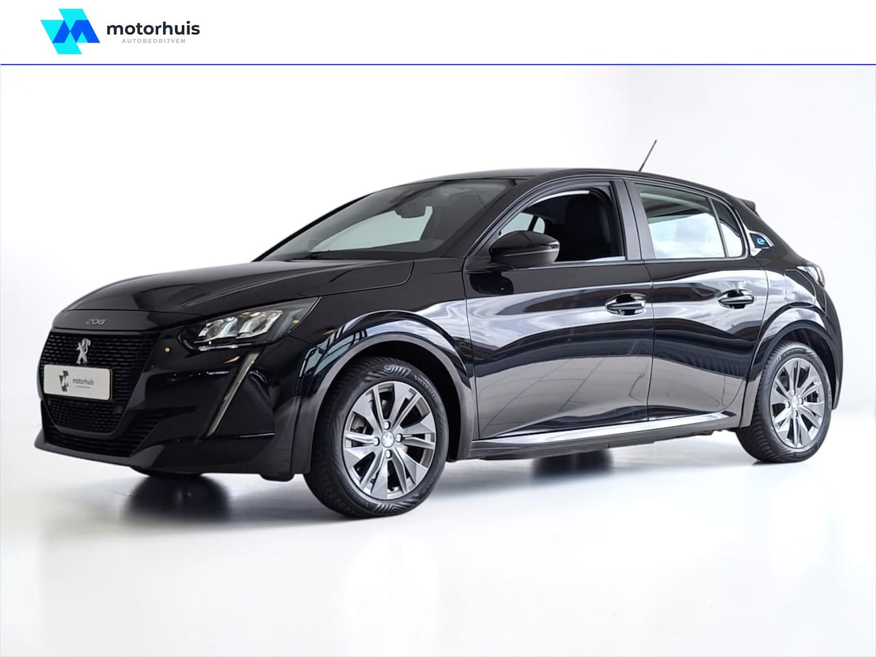 Peugeot e-208 - EV Active Pack 50 kWh SOH 92,6% PDC CARPLAY ECC - AutoWereld.nl