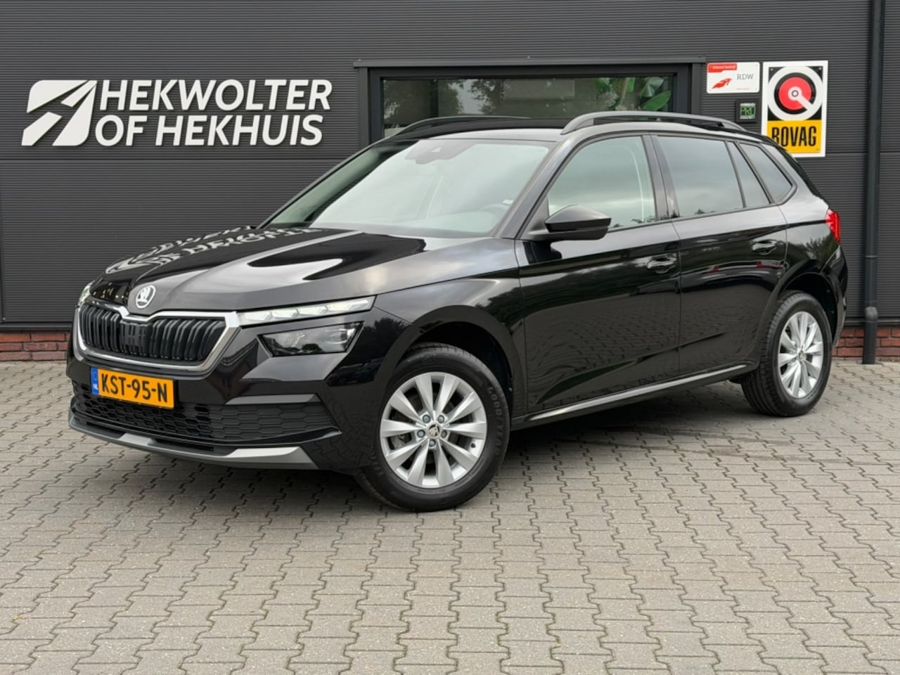 Skoda Kamiq - 1.0 TSI DSG | App-Connect | Camera | Stoelverwarming | Trekhaak - AutoWereld.nl
