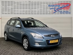 Hyundai i30 CW - 1.6i Dynamic Rijklaarprijs