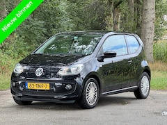 Volkswagen Up! - 1.0 high up Koude airco cruise navi