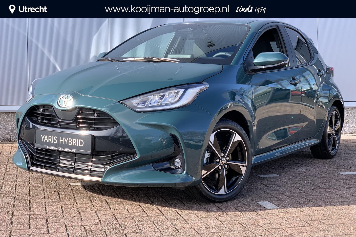 Toyota Yaris - 1.5 Hybrid 130 Executive € 2000 inruilpremie, Snel leverbaar - AutoWereld.nl