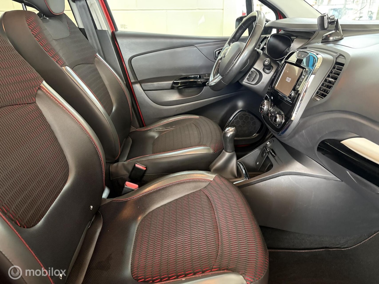 Renault Captur - 0.9 TCe Helly Hansen Apk - Airco - Cruise - Navi