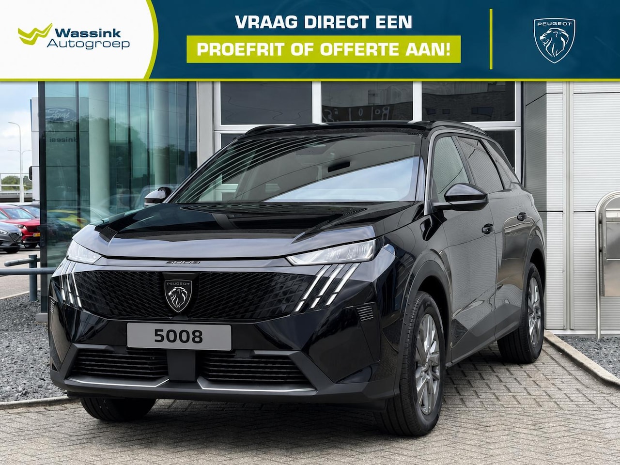 Peugeot 5008 - 1.6 Plug-in Hybrid 195 Allure | Panoramic Navigation Pack | Seat Pack | Glanzend zwarte da - AutoWereld.nl
