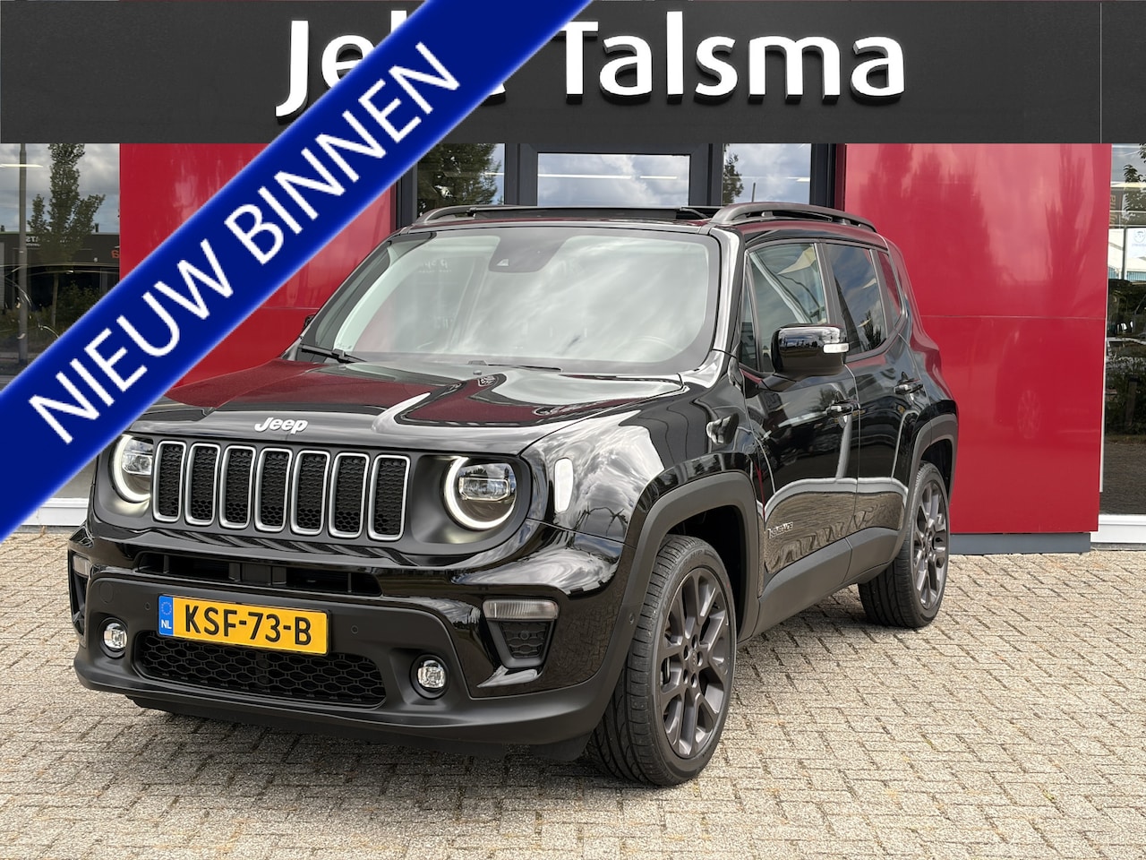 Jeep Renegade - 1.5T e-Hybrid S 19'' | Panoramadak | Lederenbekleding | Apple/Android carplay - AutoWereld.nl