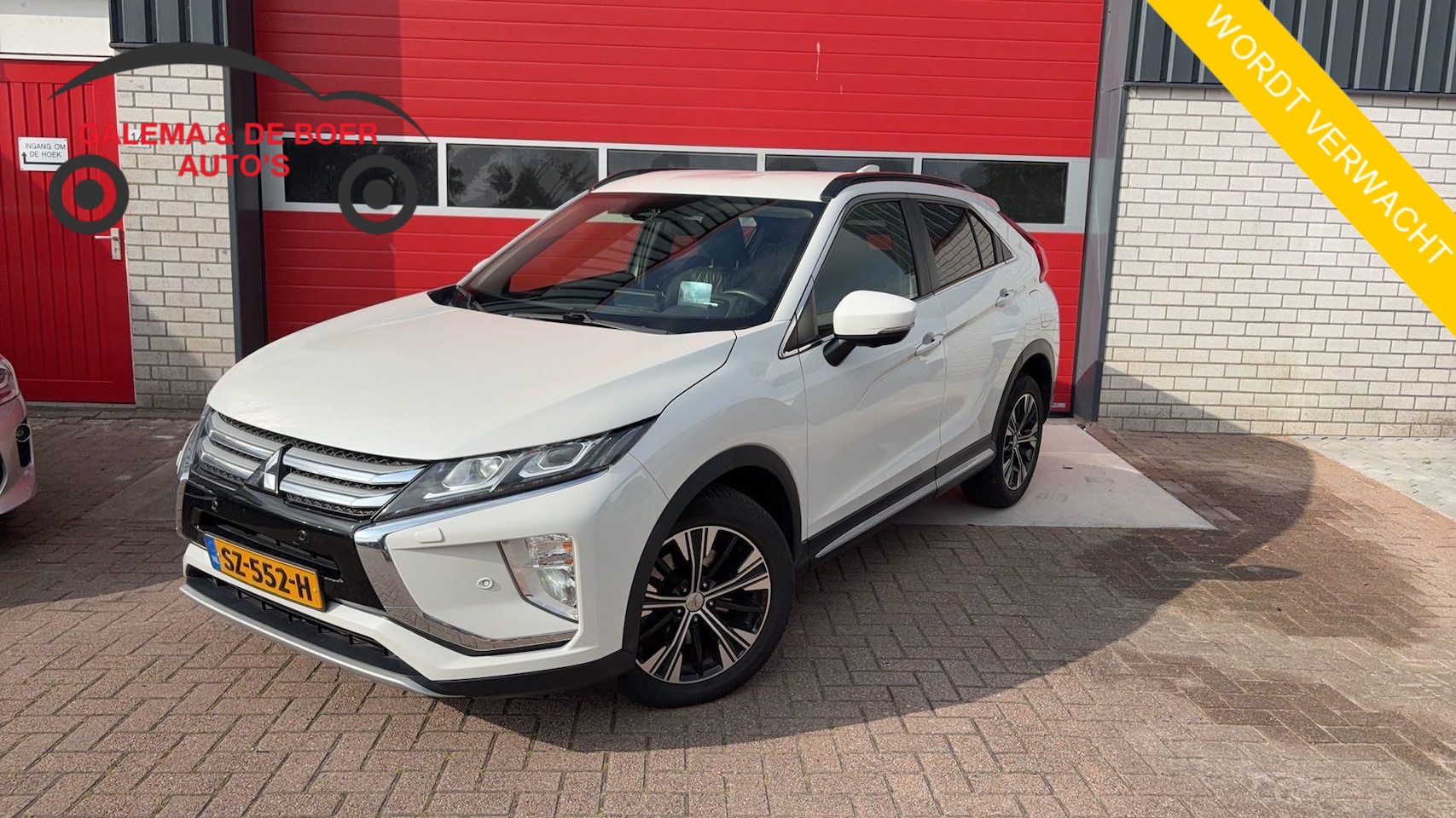 Mitsubishi Eclipse Cross - 1.5 DI-T First Edition HUD / 360 CAMERA / CARPLAY / LED / STOELVERW / CRUISE / TREKHAAK / - AutoWereld.nl