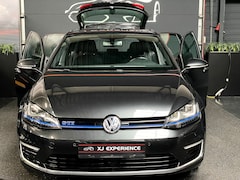 Volkswagen Golf - 1.4 TSI GTE NAVI ACC TREKH NAP
