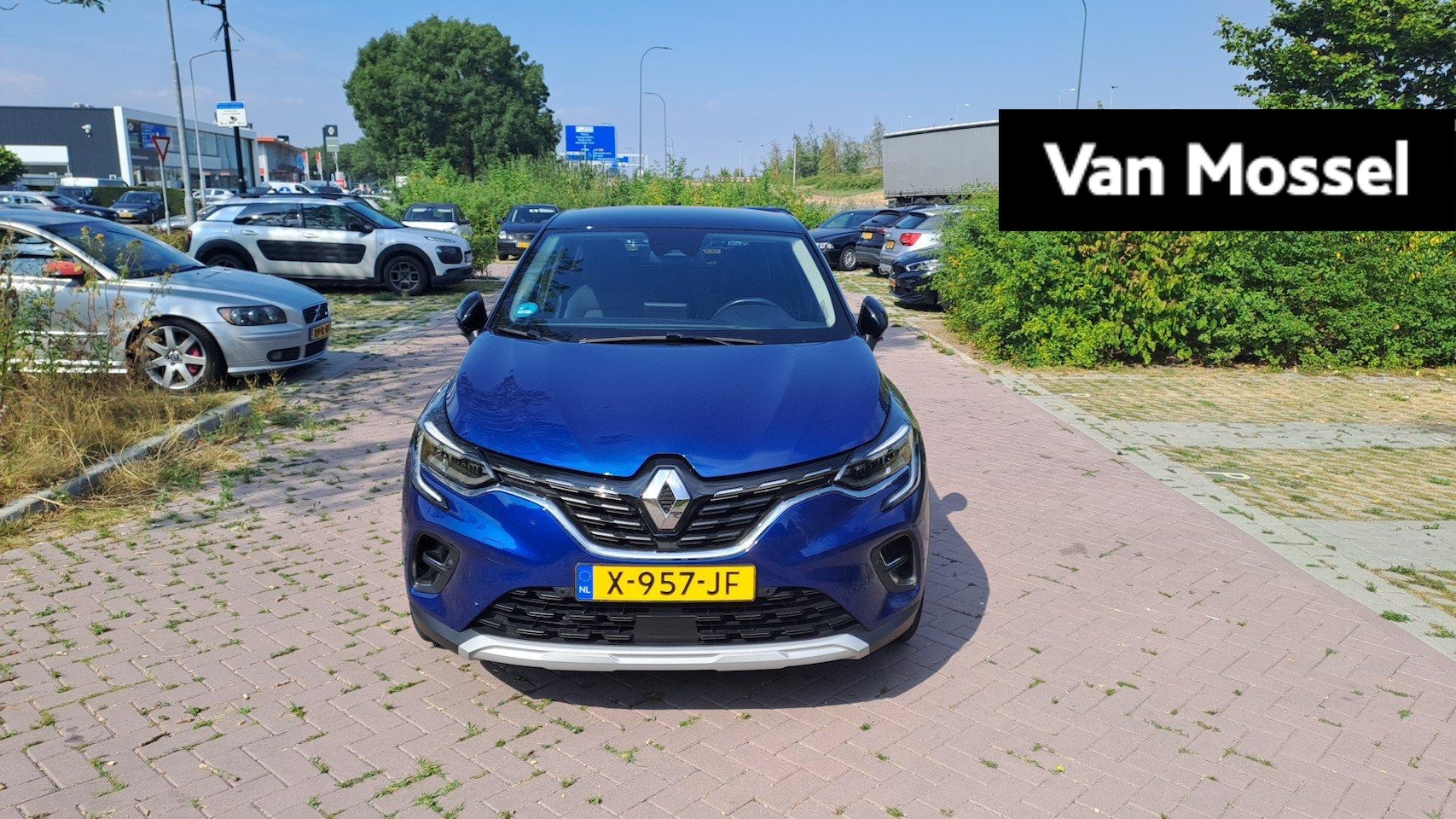 Renault Captur - 1.0 TCe 90 techno 91 PK | Airco | Navigatie | Cruise Control | Achteruitrijcamera | Trekha - AutoWereld.nl