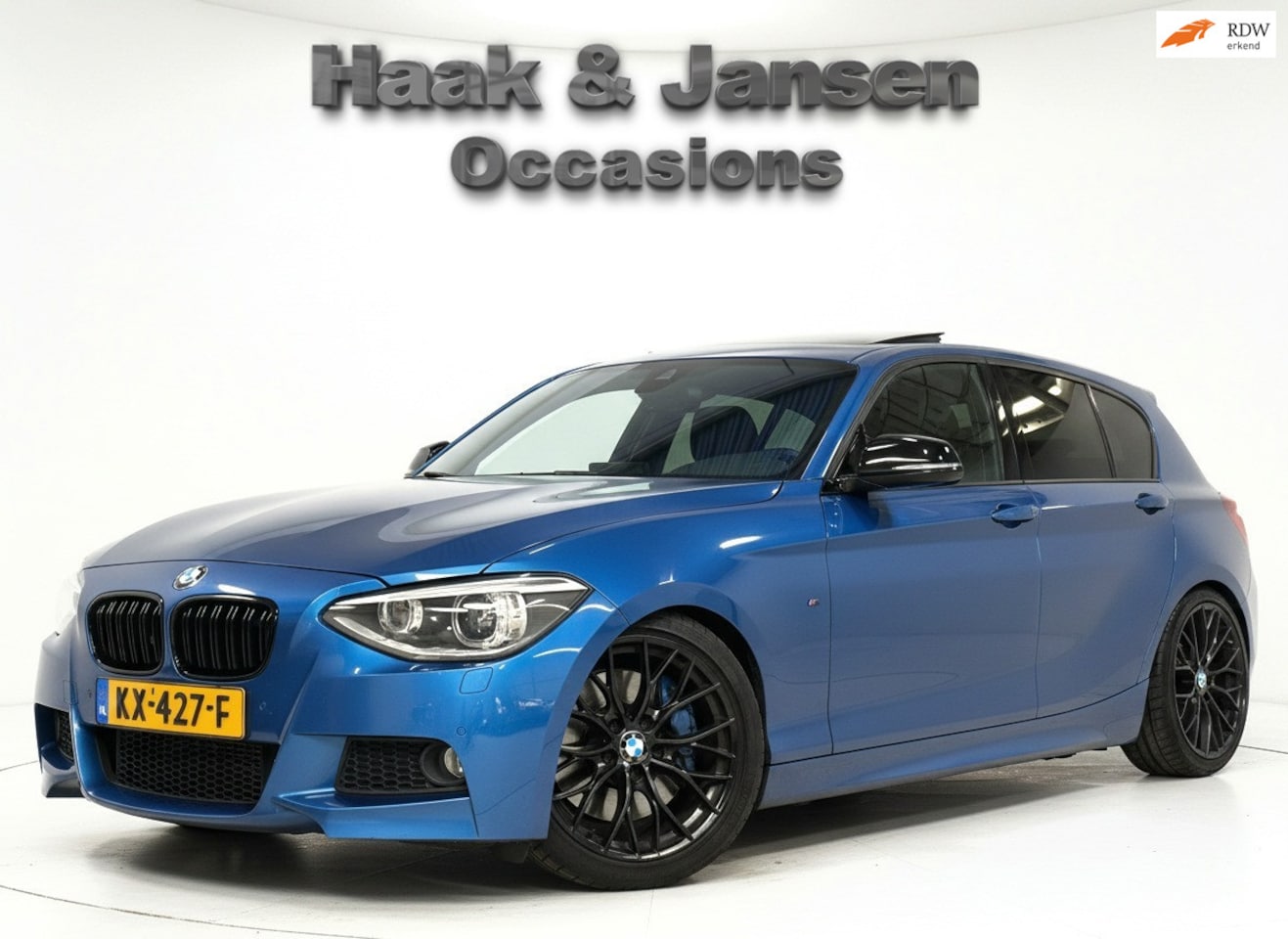 BMW 1-serie - 125D M Sport 290PK Pano H&K Led Navi 19" - AutoWereld.nl