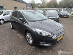 Ford Focus - 1.0 Titanium REST BPM €400,