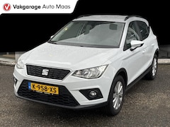 SEAT Arona - 1.0 TSI Style Business Intense Carplay/ Camera/ Trekhaak