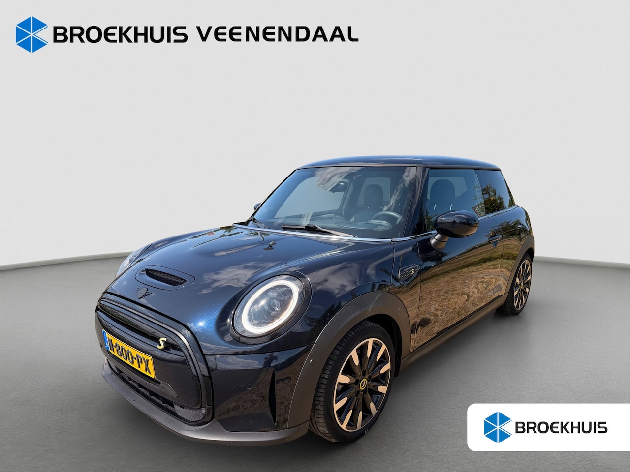 MINI Electric - Business Edition 33 kWh | Pano | 1e eig! | Leder | Adap. Cruise | Camera | Navigatie | Ach - AutoWereld.nl