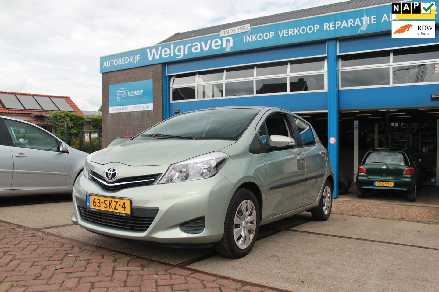 Toyota Yaris - 1.3 VVT-i Aspiration airco a.camera zeer nette auto - AutoWereld.nl