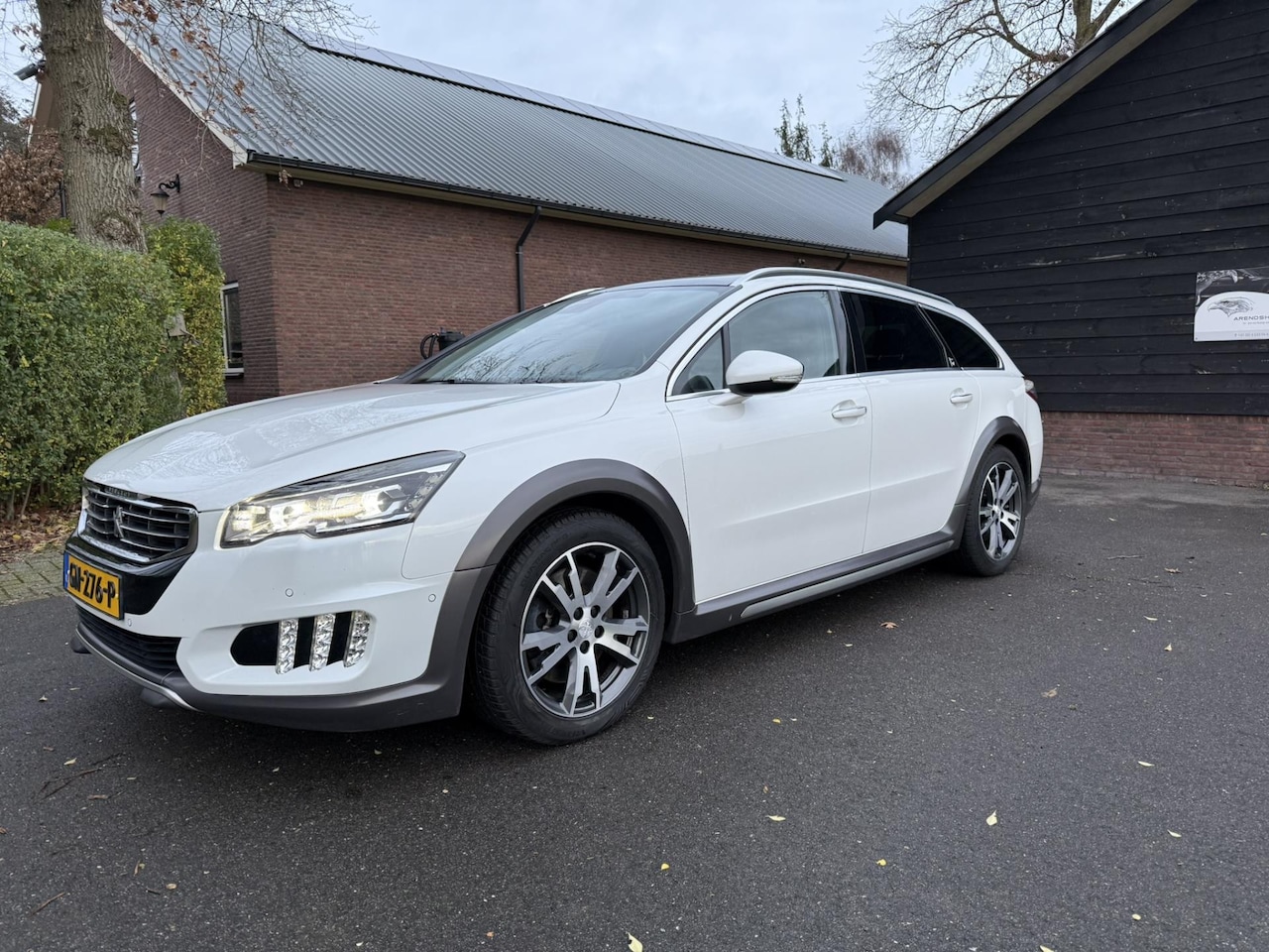 Peugeot 508 RXH - 2.0 HDi HYbrid4 Full options EXPORT - AutoWereld.nl