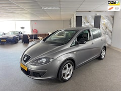 SEAT Altea - 1.6 Reference Apk Nieuw, Airco, Cruise control, Trekhaak, N.A.P, 2 sleutels+Boekjes, Topst