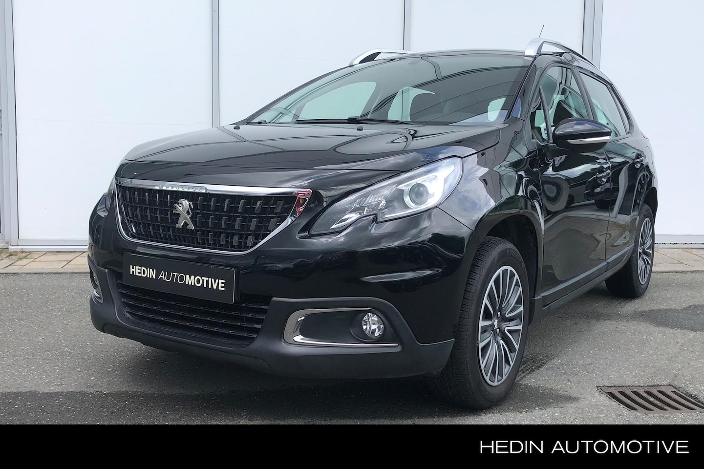 Peugeot 2008 - 1.2 Active 110PK Navigatie | Trekhaak | Cruise Control | Airco | - AutoWereld.nl