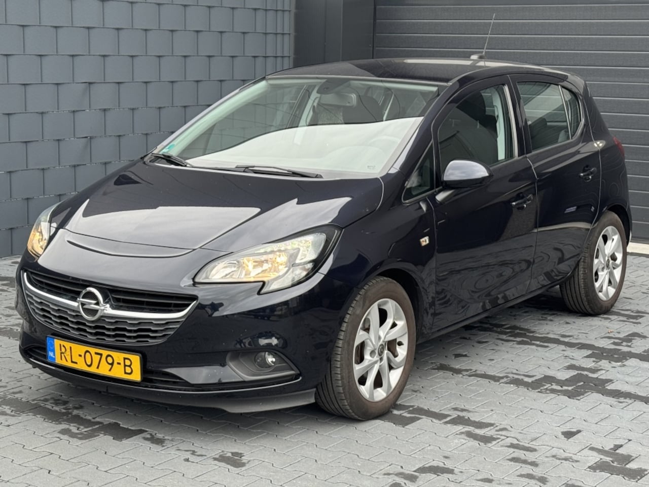 Opel Corsa - 1.3 CDTI 70kW Online Edition *NAVI/AIRCO - AutoWereld.nl