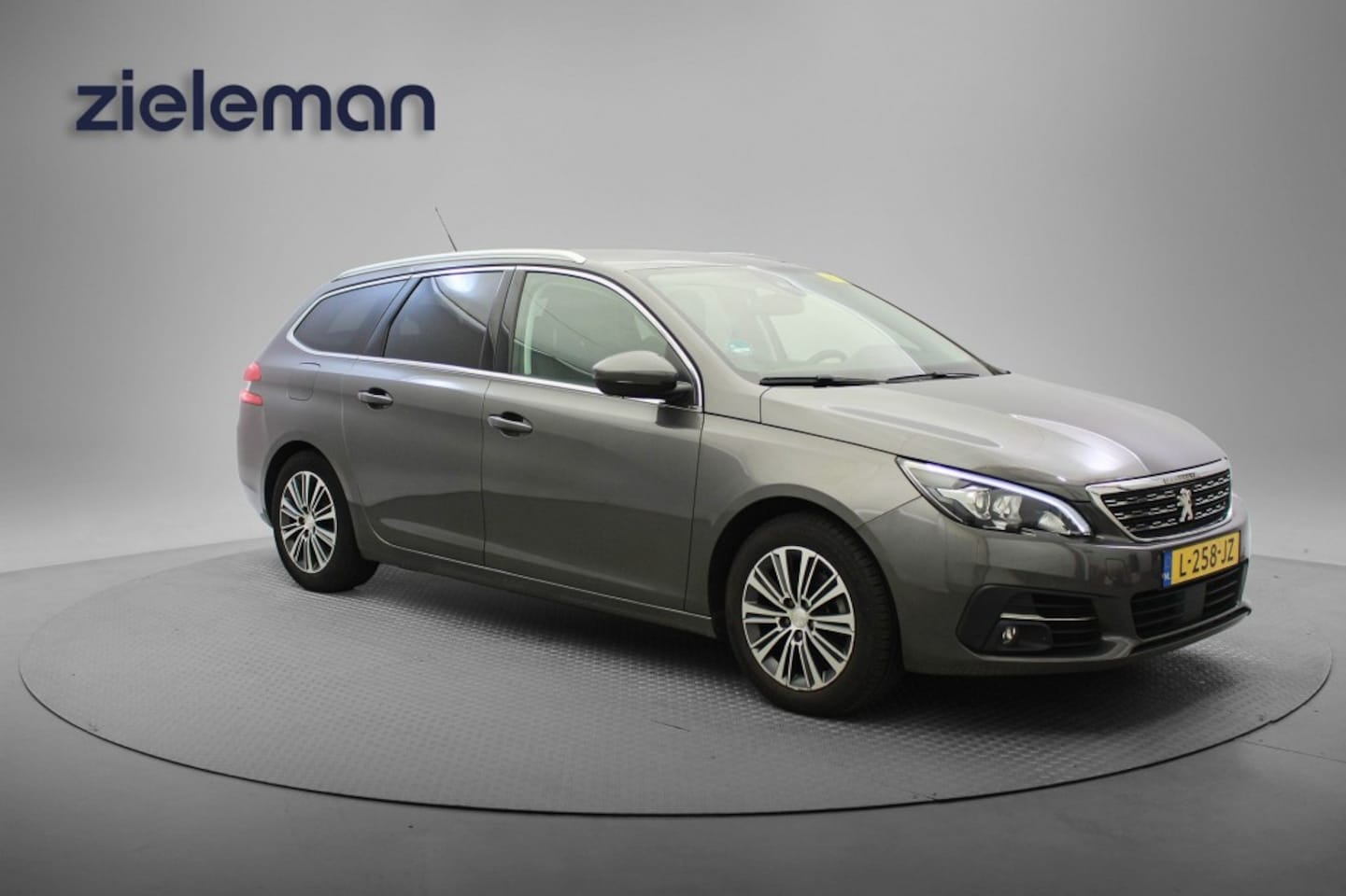 Peugeot 308 SW - 1.5 BlueHDI Allure - Carplay, Massage, Stoelverw. Trekhaak - AutoWereld.nl