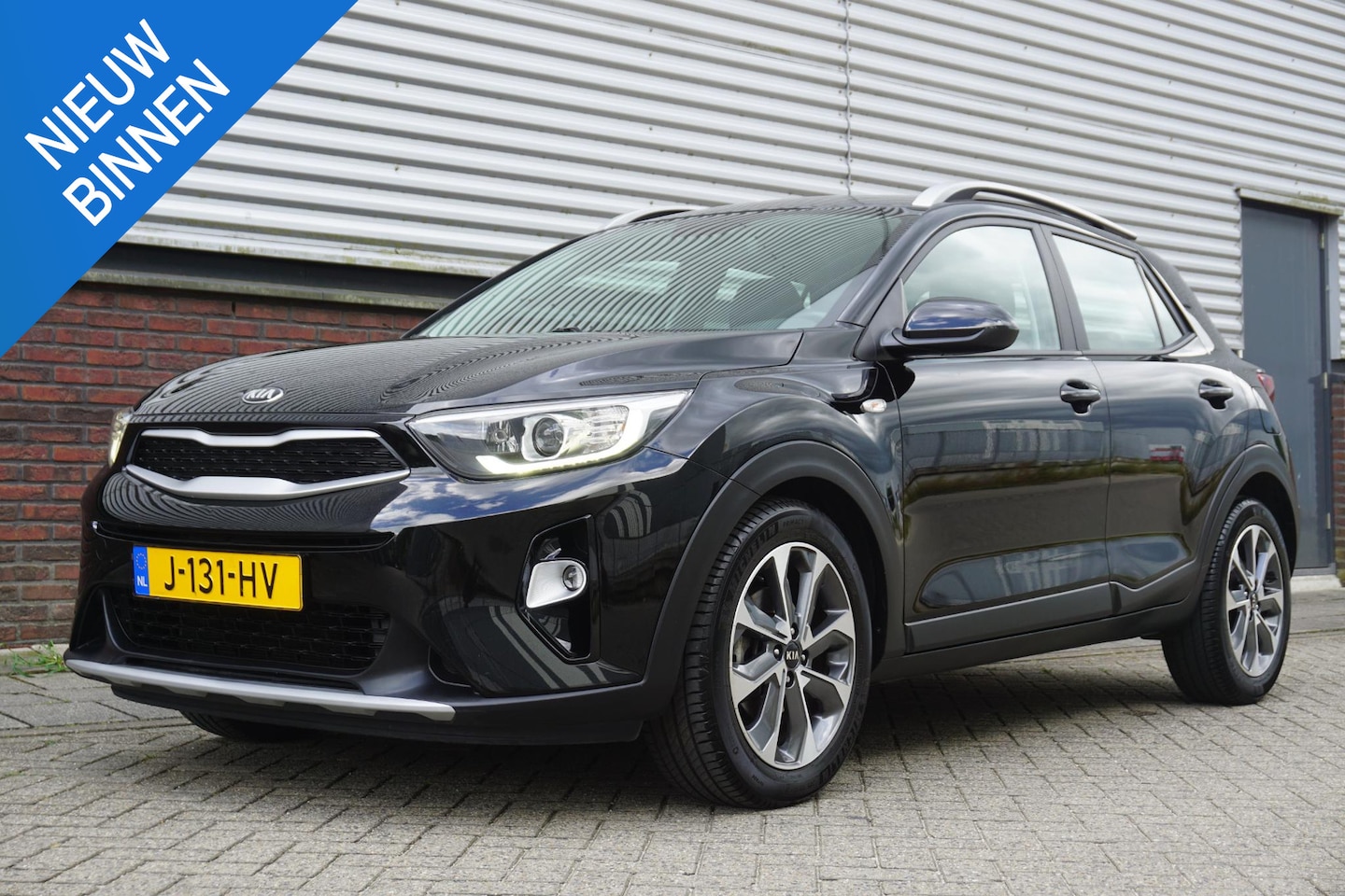 Kia Stonic - 1.0 T-GDi 120PK/Dynamic/Automaat/17Inch.LMV/ Camera. - AutoWereld.nl