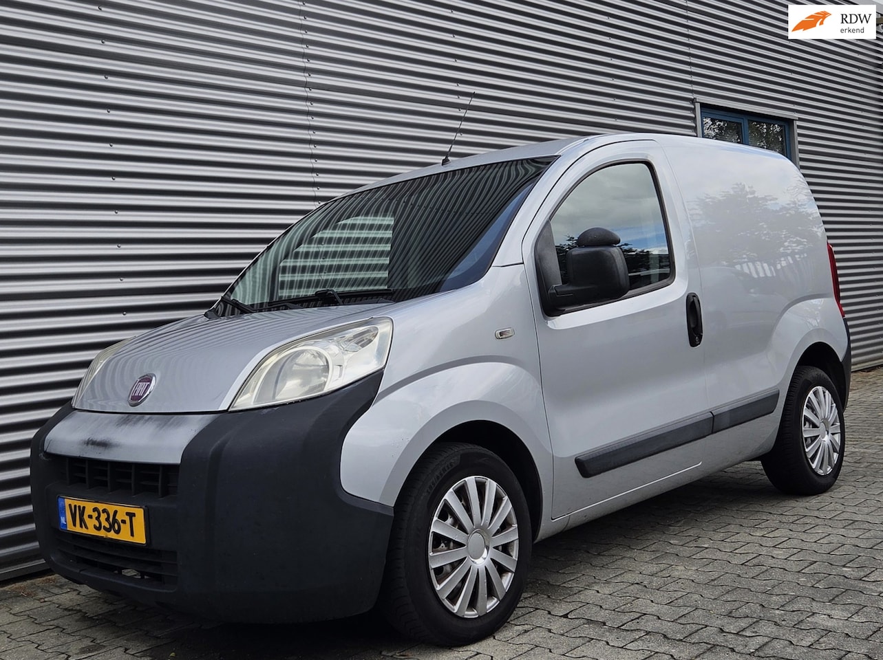 Fiat Fiorino - 1.4 Actual 10-2009 Grijs Metallic BENZINE UITVOERING!! - AutoWereld.nl