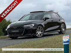 Audi RS3 - 2.5 TFSI 400PK Quattro / Pano / Head-up / Sonos / Maxton / Memory / Keyless / Carbon / Sfe