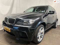 BMW X5 - 4.4i M - Rechterzijschade - Schade
