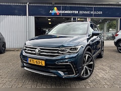 Volkswagen Tiguan - 1.4 TSI eHybrid R-LINE / TREKHAAK / SCHUIFDAK