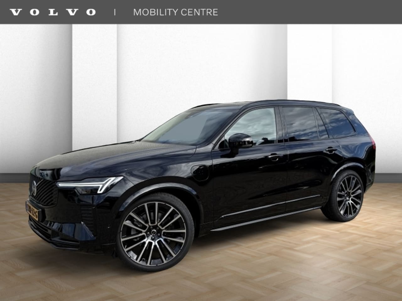 Volvo XC90 - 2.0 T8 AWD Ult. Dark | Bowers & Wilkins | Luchtvering | Trekhaak - AutoWereld.nl