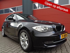 BMW 1-serie - 118i Business Line, Sportstoelen, Automaat, Mooie auto