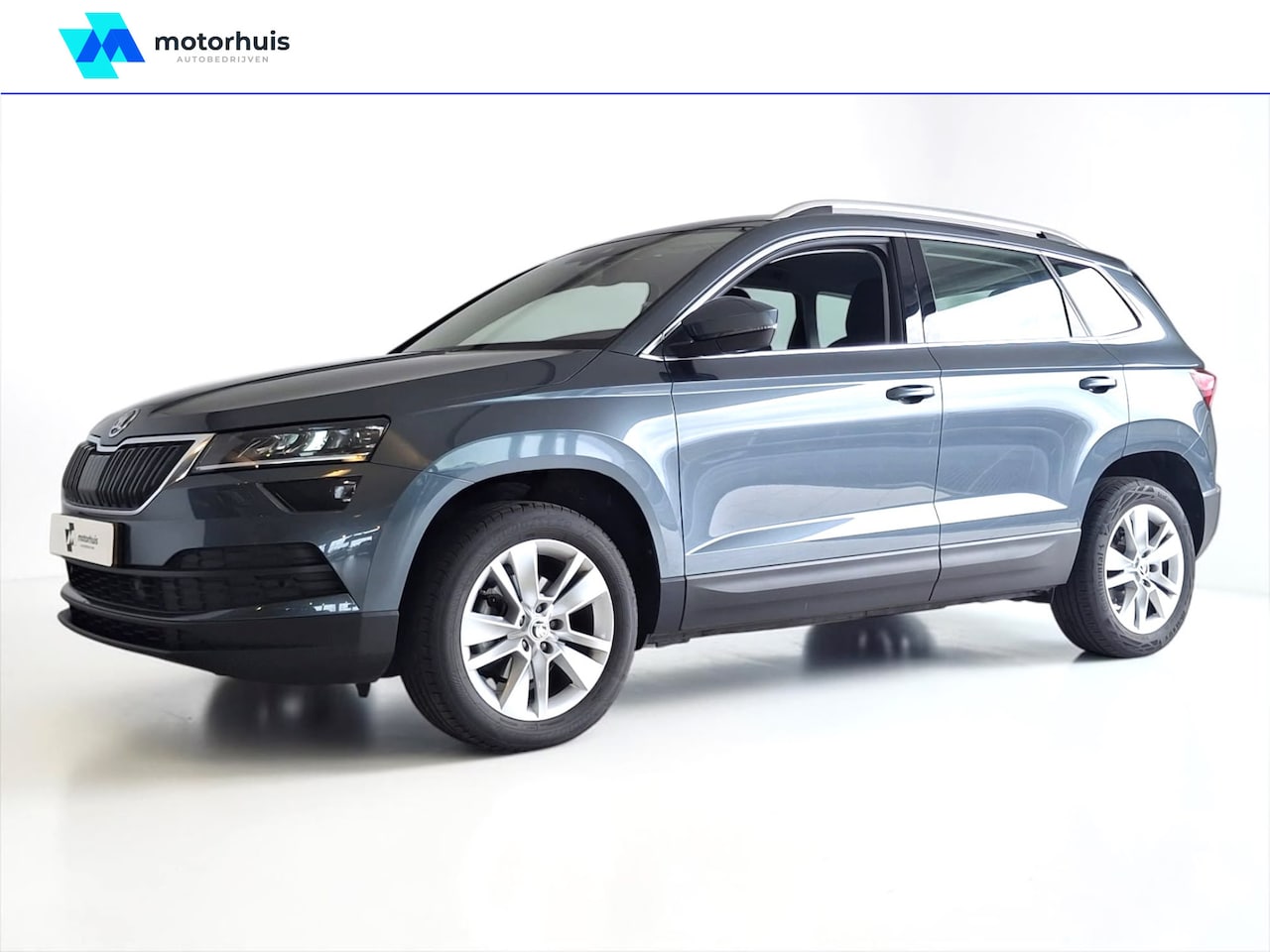 Skoda Karoq - 1.5 TSI ACT Business Edition Plus NAVI CAMERA STOELV CARPLAY SIDE ASSIST VIRTUAL - AutoWereld.nl