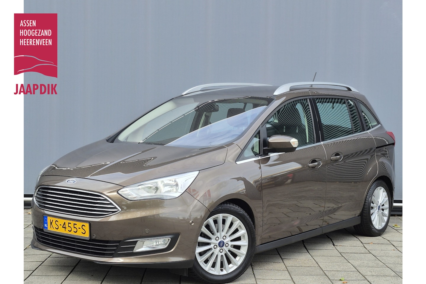 Ford Grand C-Max - BWJ 11-2016 | 1.5T 183PK Titanium AUTOMAAT | TREKHAAK | PANO DAK | CLIMA | NAVI | PDC 2X | - AutoWereld.nl