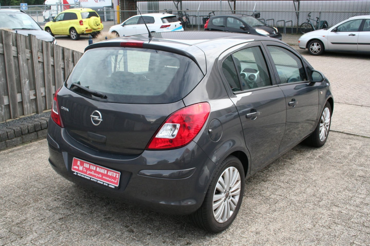 Opel Corsa - 1.2-16V Design Edition 1.2-16V Design Edition