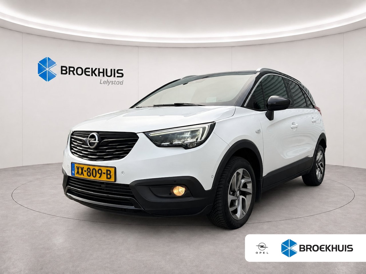 Opel Crossland X - 1.2 TURBO 130PK ULTIMATE / NAVI / LEDER / CLIMA / LED / PDC / 16" LMV / KEYLESS / WINTERPA - AutoWereld.nl