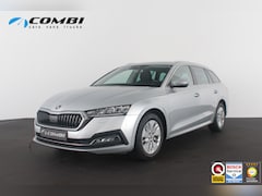 Skoda Octavia Combi - 1.0 TSI Business Edition > Camera/Trekhaak/Sfeerverlichting/Keyless