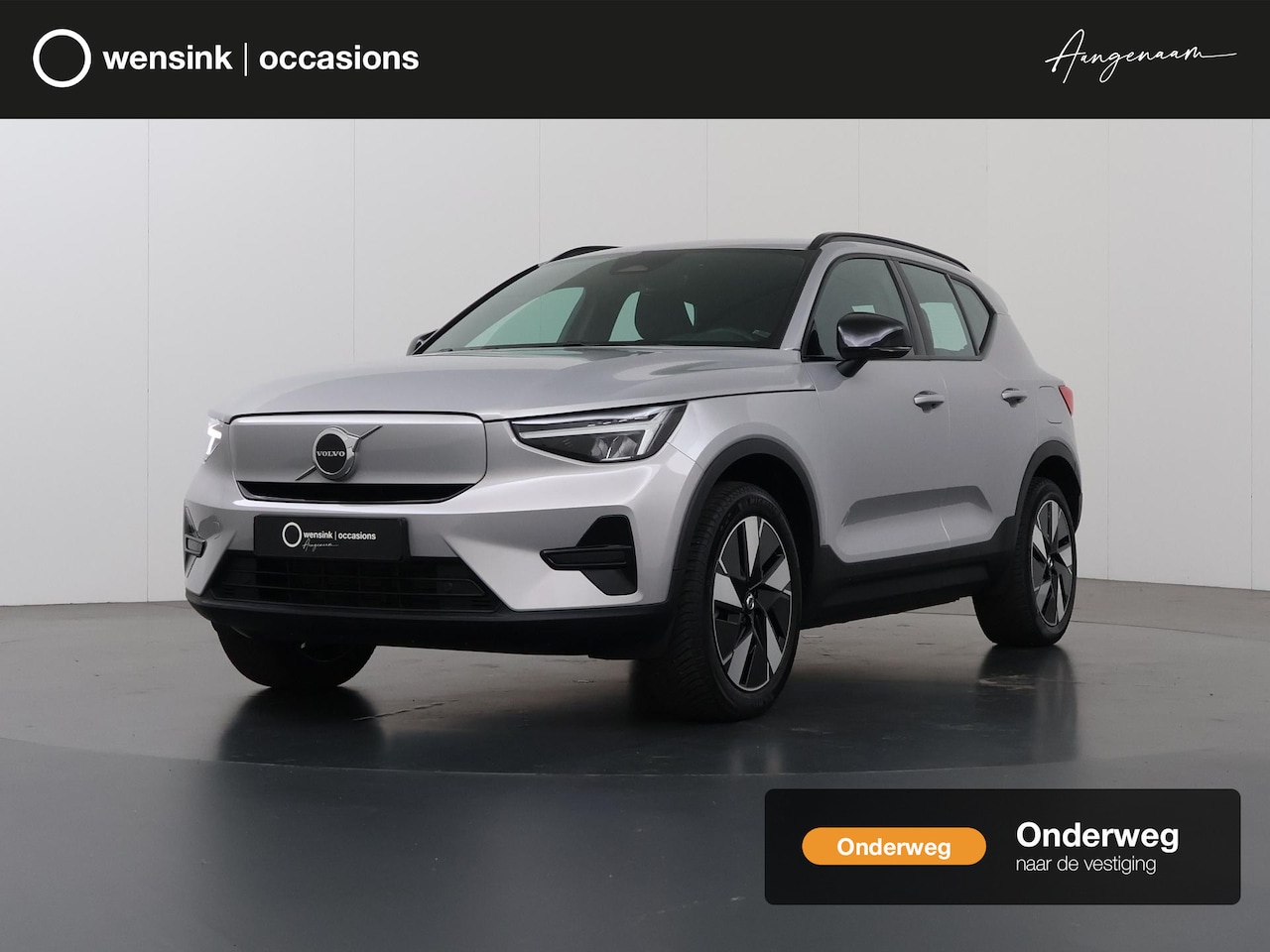 Volvo XC40 - Single Motor Extened Range Core 82 kWh | Navigatie | Apple CarPlay/Android Auto | Comforts - AutoWereld.nl