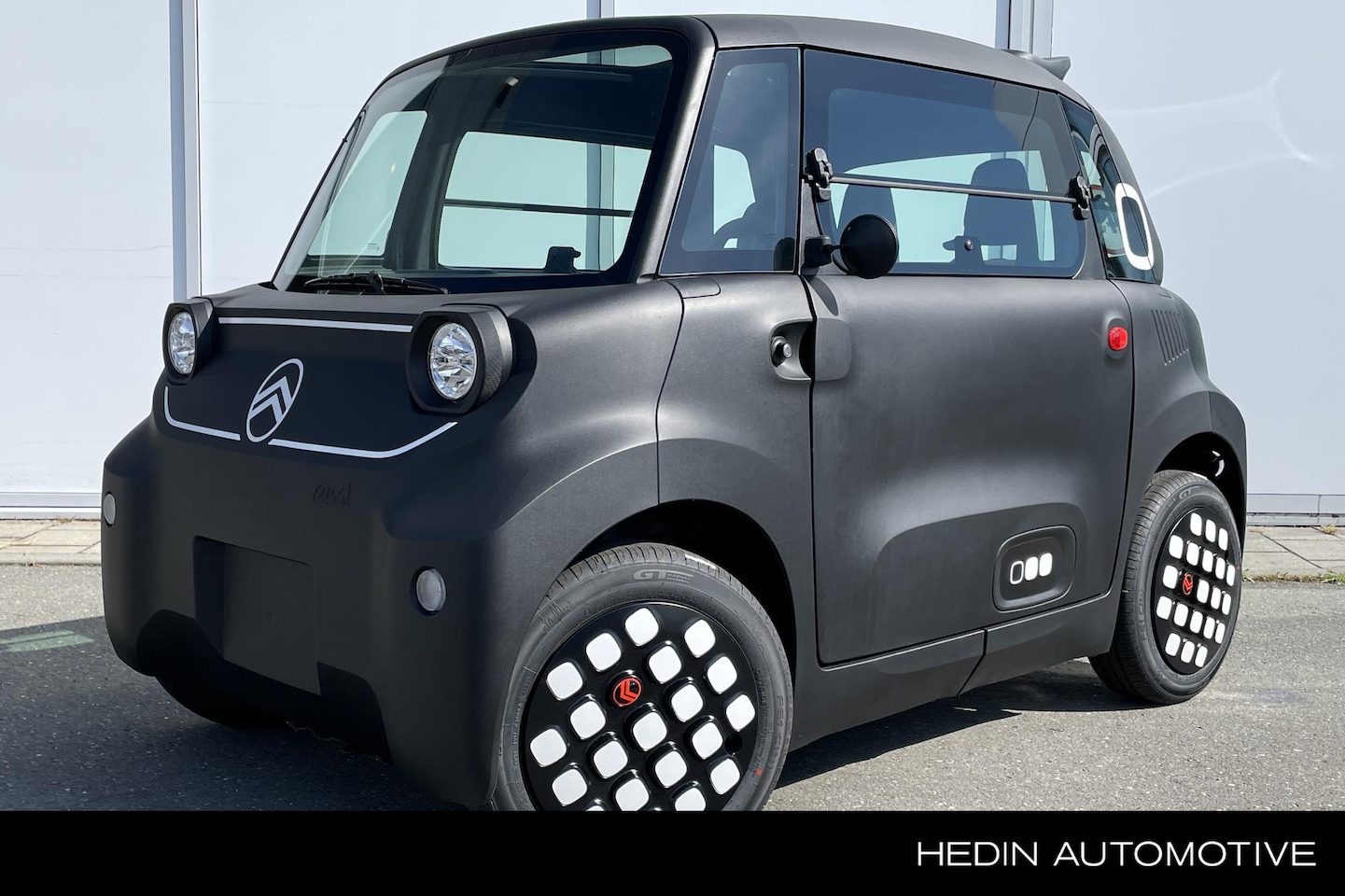 Citroën Ami - Dark Side Série Special | Special Edition uit voorraad leverbaar | Wielplaten | Dakspoiler - AutoWereld.nl