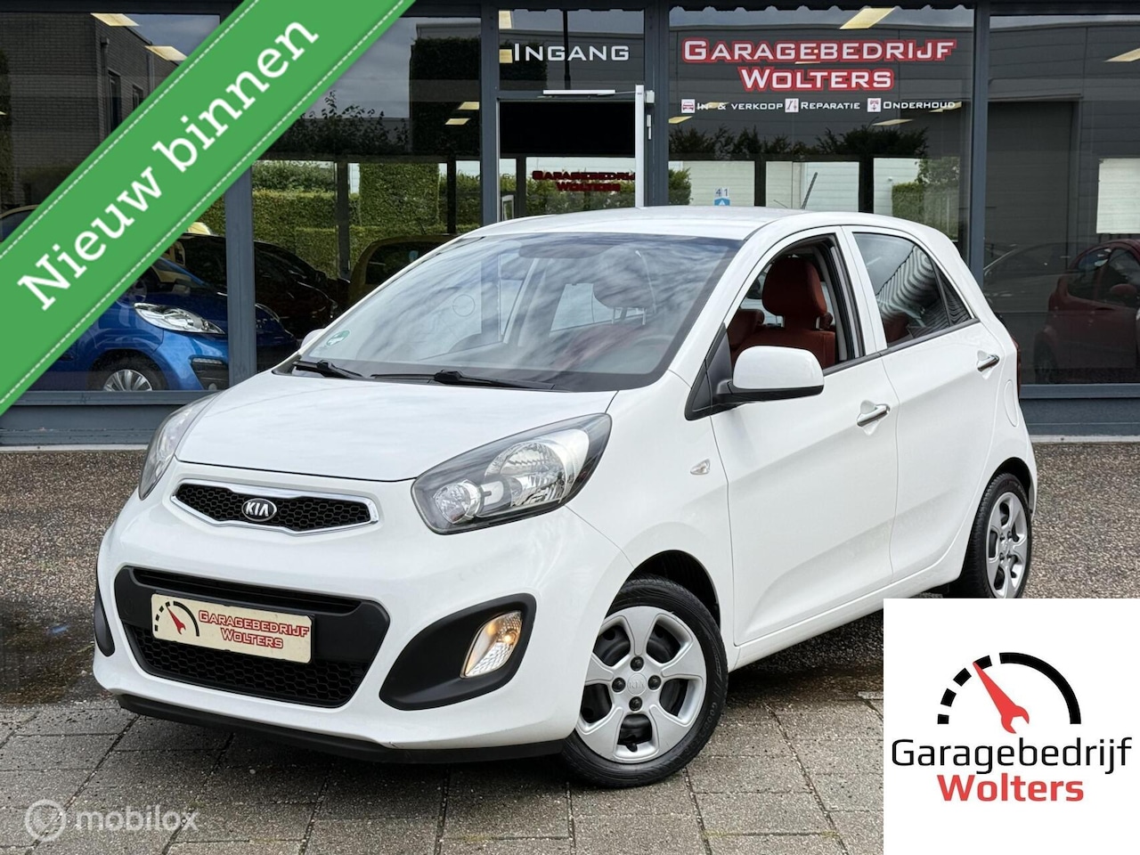 Kia Picanto - 1.0 Design Edition rood leer stoel+stuurverw. - AutoWereld.nl