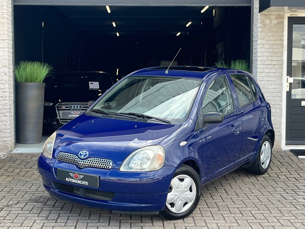 Toyota Yaris - 1.3-16V VVT-i Sol | 5drs | Dealer Onderhouden | 2e Eig. | Sunroof | Electric Pack | CPV me - AutoWereld.nl