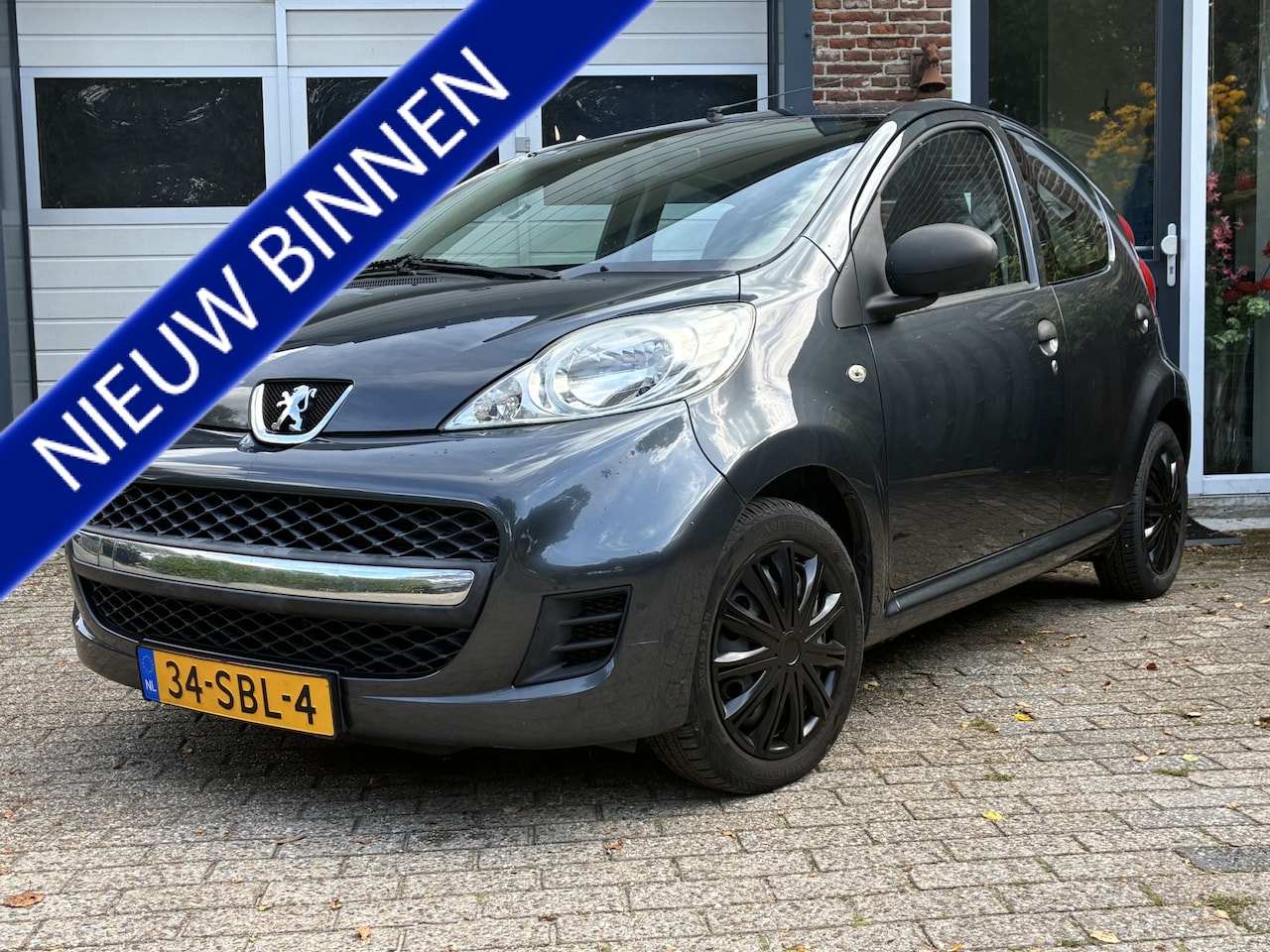 Peugeot 107 - 1.0-12V XR '11 Airco Android Inruil Mogelijk - AutoWereld.nl