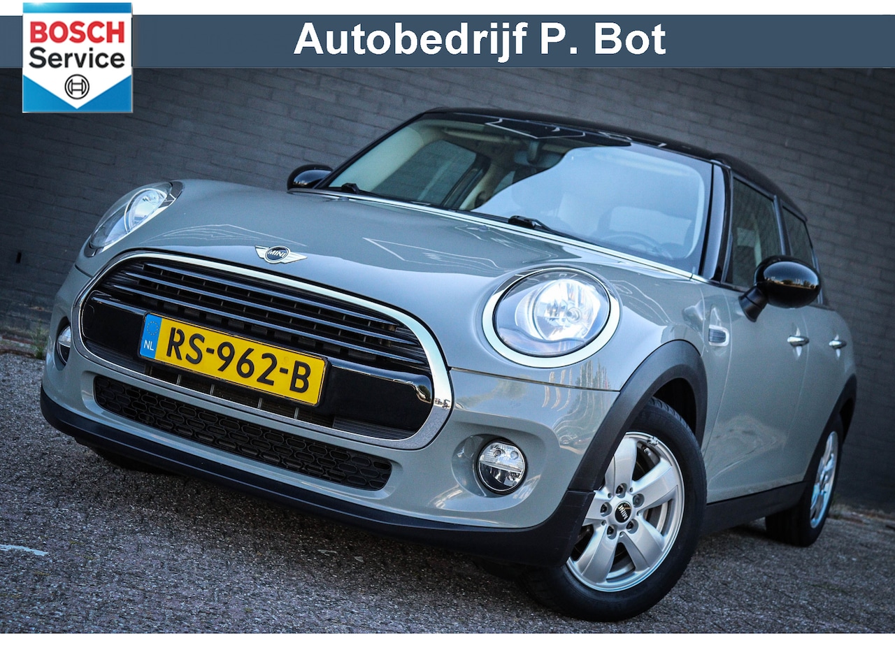 MINI 5-Deurs - 1.5 Cooper Salt Business Navi/CruiseControl - AutoWereld.nl