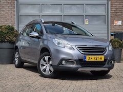 Peugeot 2008 - 1.2 PureTech Allure 4 seizoen banden/Panoramadak/stof-leder bekleding