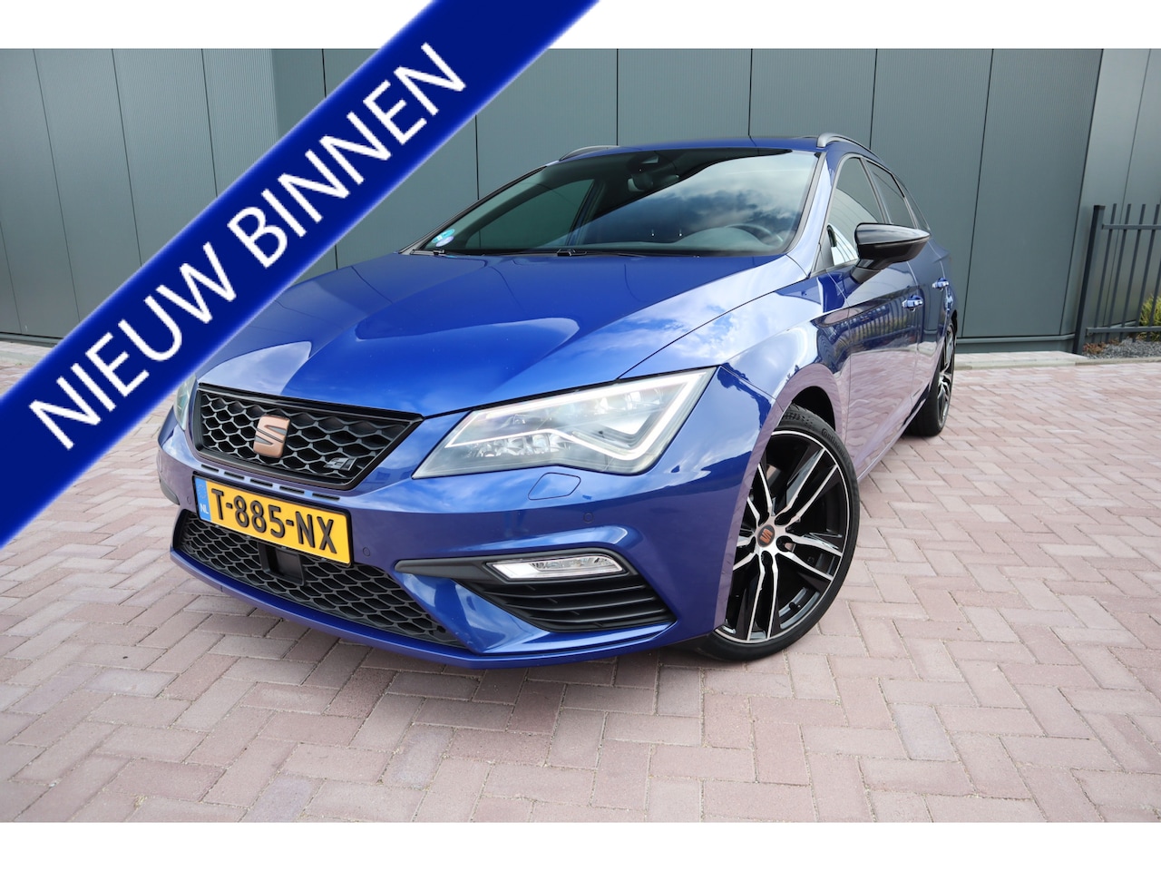 SEAT Leon ST - 2.0 TSI 4DRIVE CUPRA Ultimate Edition Panoramadak Lederen Sportstoelen - AutoWereld.nl