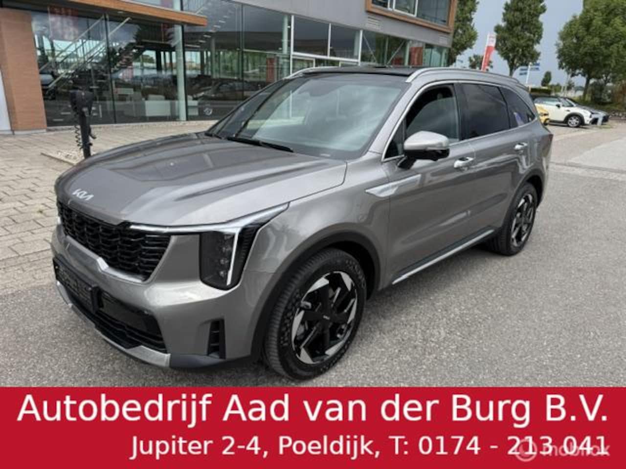 Kia Sorento - 1.6 T 289pk PHEV 4WD ExecutiveLine 7 persoons , 1.700kg trekgewicht , Panorama schuif/kant - AutoWereld.nl