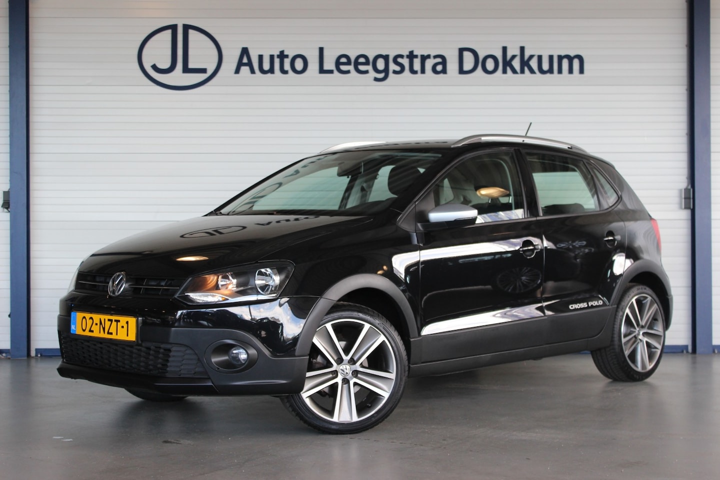 Volkswagen Polo - 1.4-16V Cross Trekhaak | Airco | Cruise | Mistlampen | Radio/CD | 17" LMV - AutoWereld.nl
