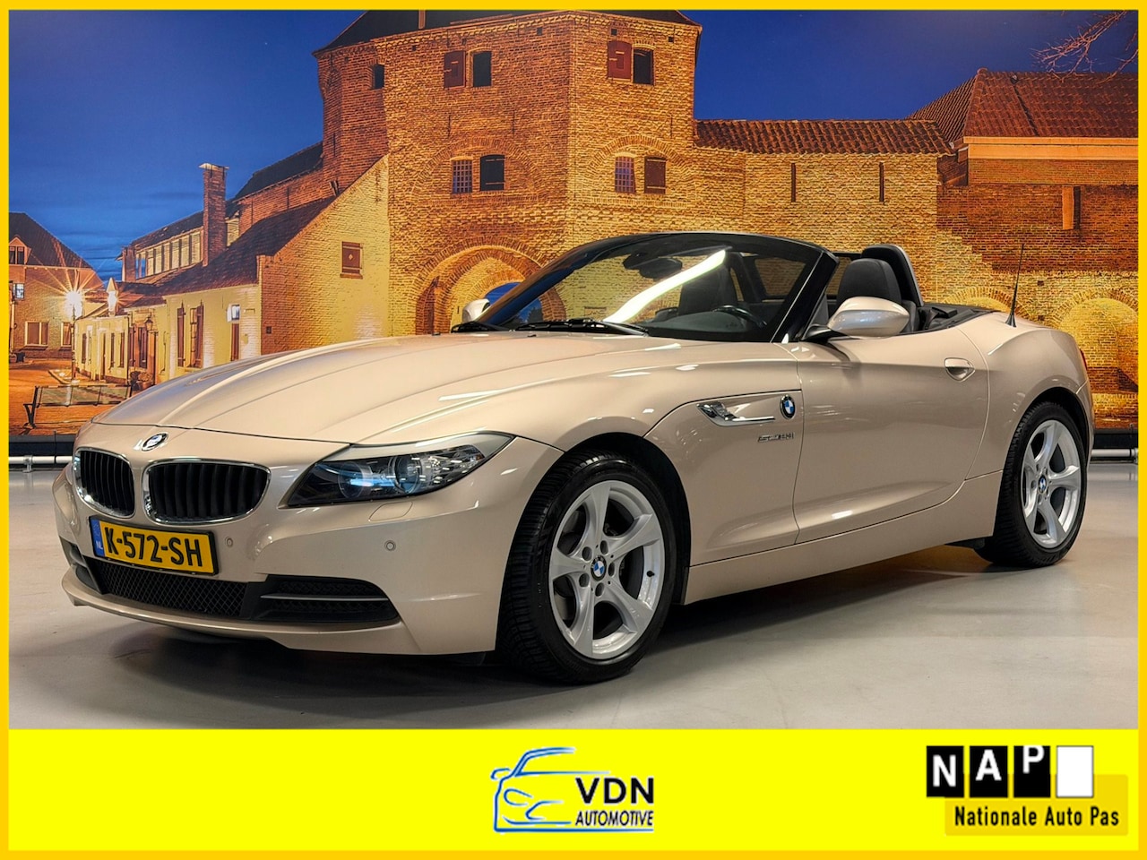 BMW Z4 Roadster - SDrive23i Executive Leer Xenon Navigatie PDC - AutoWereld.nl