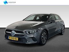 Mercedes-Benz A-klasse - 180 Business Solution | Achterbank in delen neerklapbaar | Cruise control | Keyless start