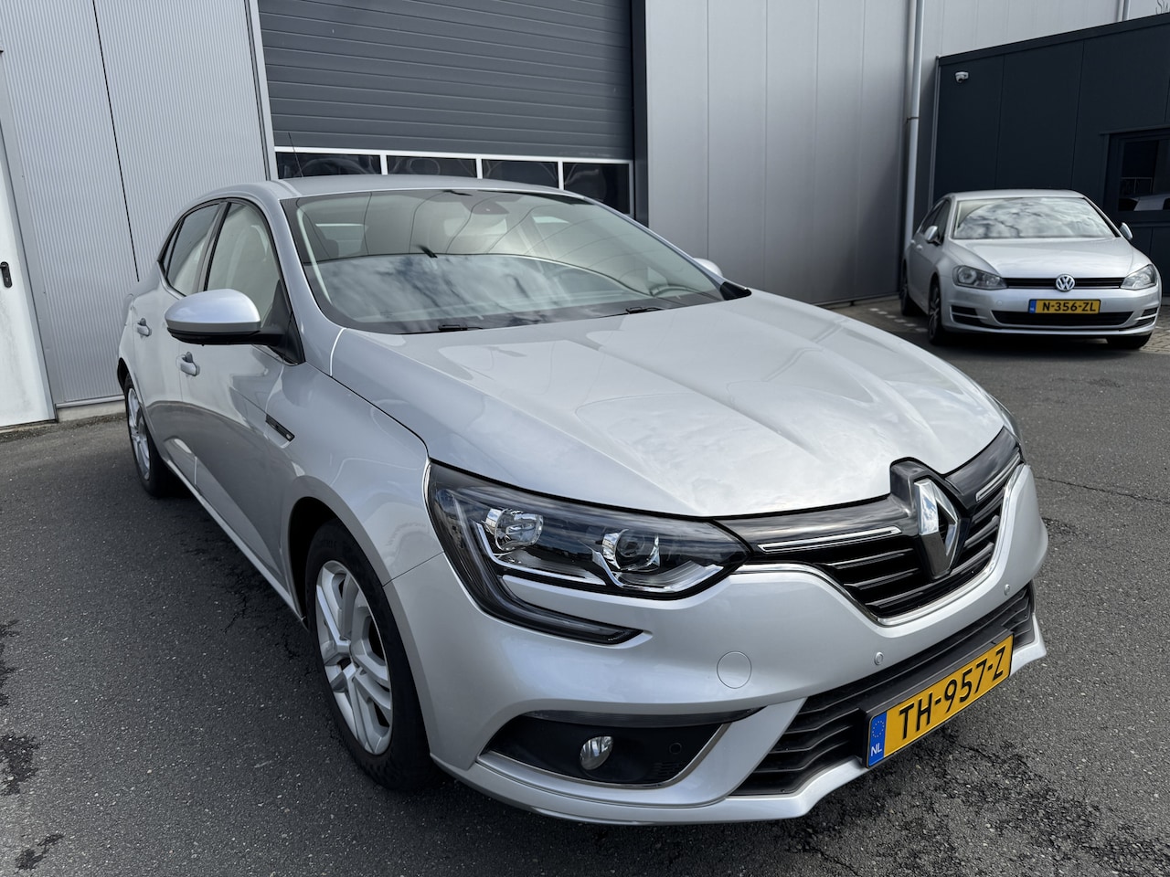Renault Mégane - 1.3 TCe Zen Trehaak Clima Cruise vol opties. - AutoWereld.nl
